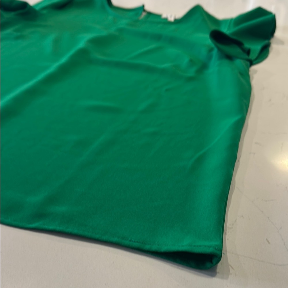 TCEC Green Ruffle Sleeve Top - Picture 6 of 15